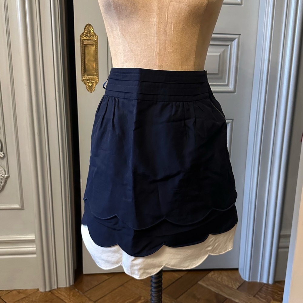 Floreat skirt navy blue and ivory size 4